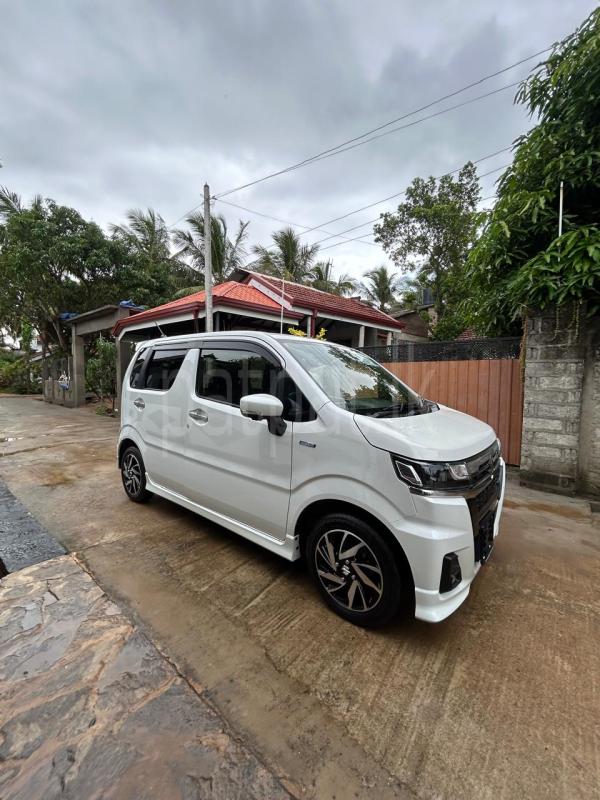 Suzuki Wagon R 2023 - பயன்படுத்தப்பட்டது கார் sale in Sri Lanka - patpat.lk