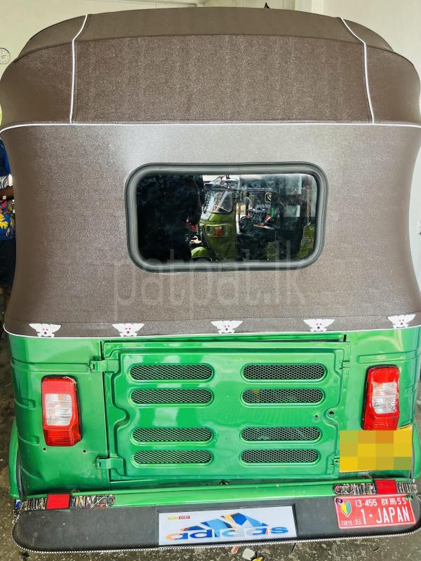 Bajaj 2 stroke 2011 - Used Three wheeler sale in Sri Lanka - patpat.lk
