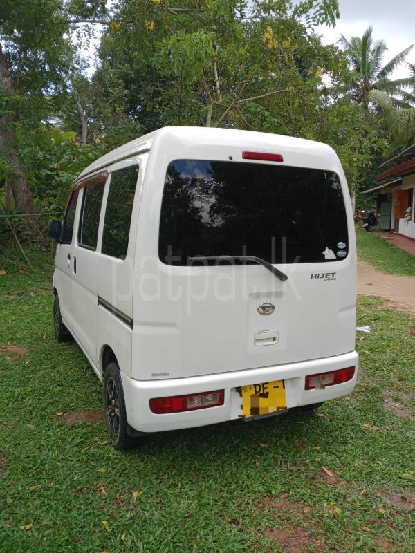 Advertisement image 3