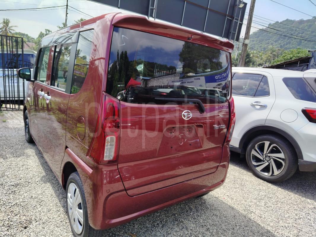 Advertisement image 1