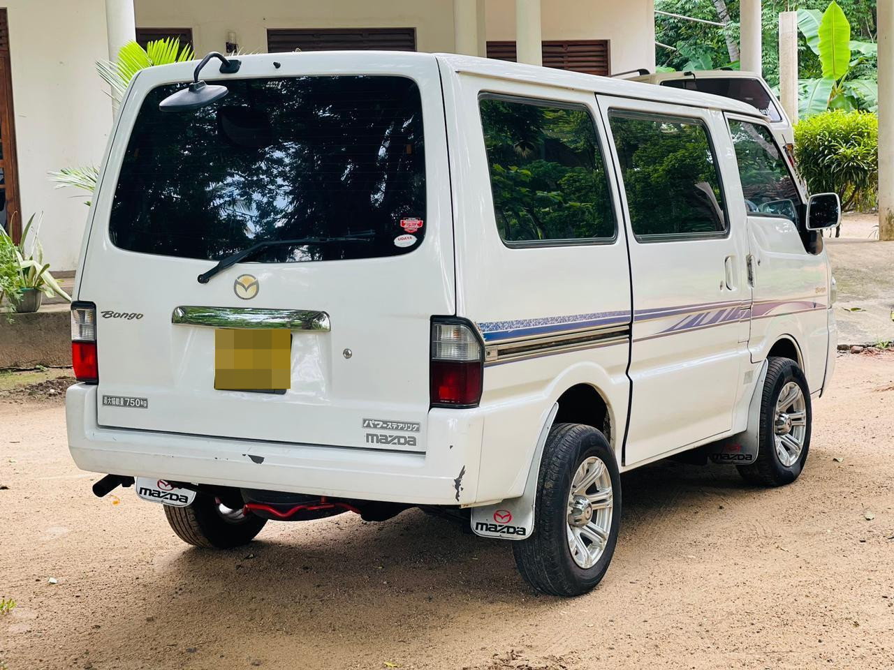 Mazda Bongo 2001 - Used Van sale in Sri Lanka - patpat.lk