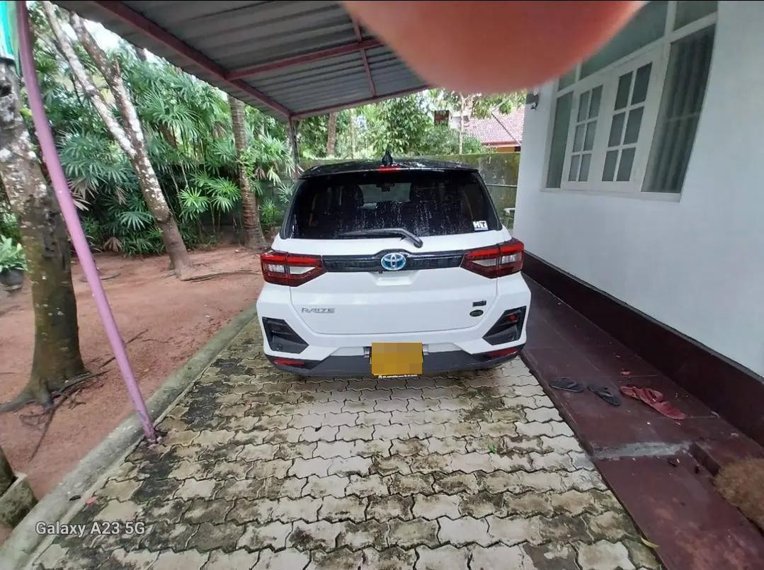 Toyota Raize 2025 - பயன்படுத்தப்பட்டது SUV sale in Sri Lanka - patpat.lk