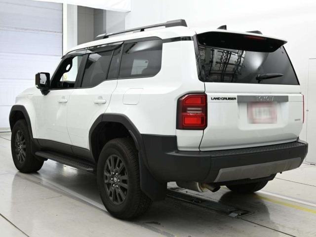 Toyota Land Cruiser 2024 - சான்றளிக்கப்பட்டது SUV sale in Sri Lanka - patpat.lk