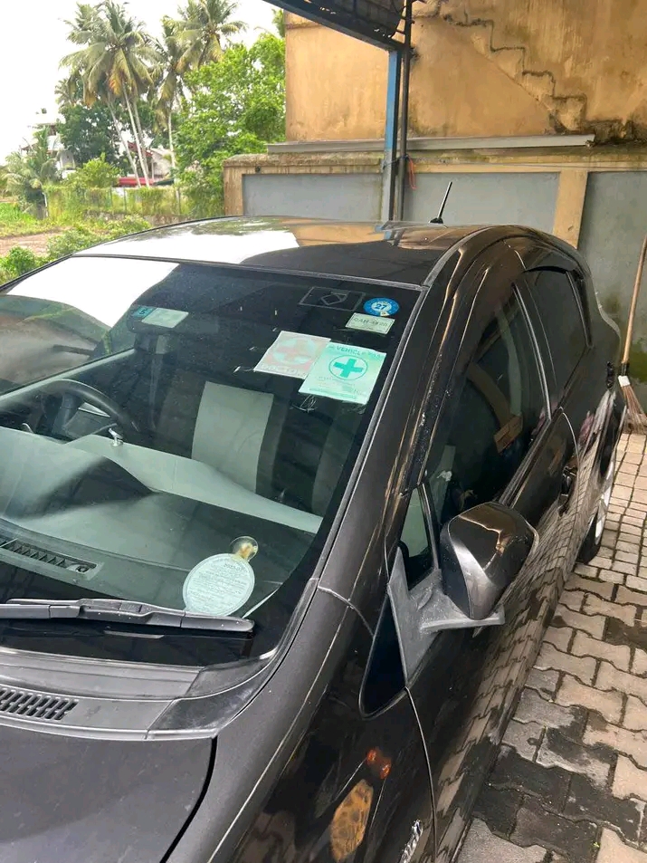Toyota Aqua 2014 - பயன்படுத்தப்பட்டது கார் sale in Sri Lanka - patpat.lk