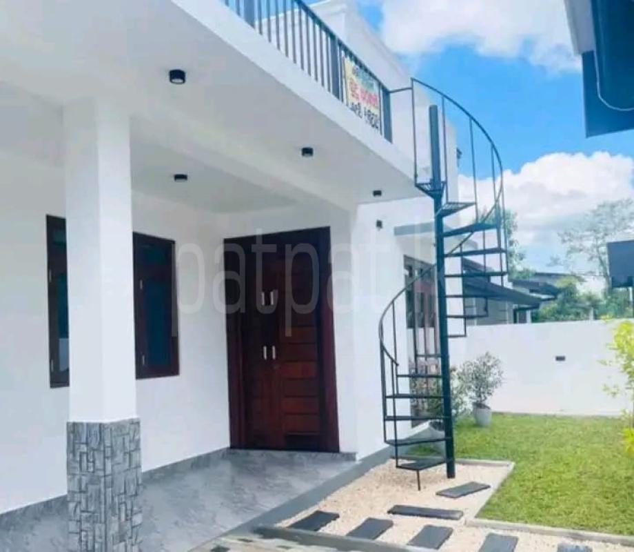 House for Sale in Athurugiriya ads-image-1