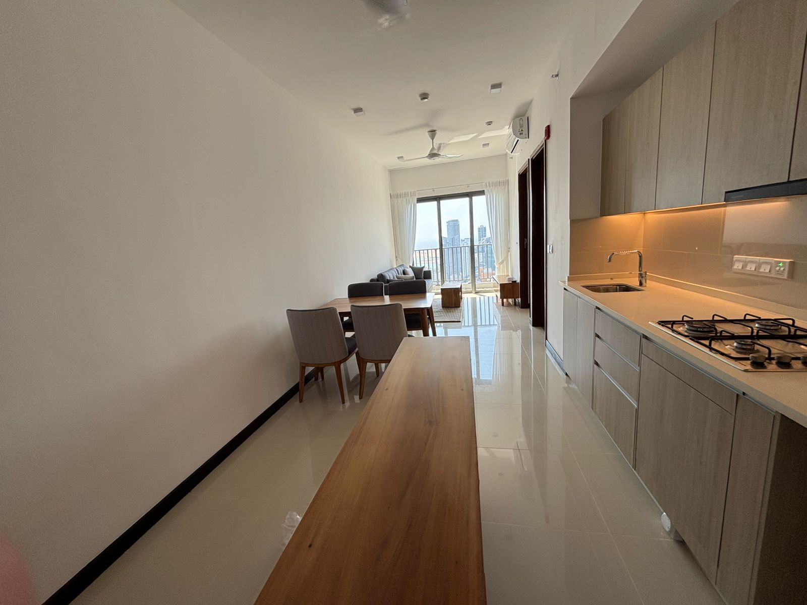 Furnished Apartment for Rent in Slave Island (Colombo 02)