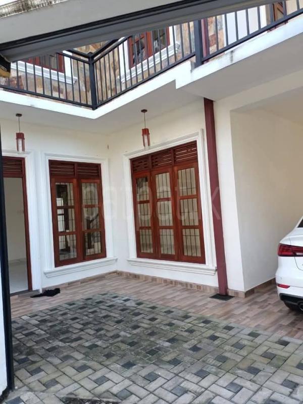 House for Sale in Piliyandala ads-image-1