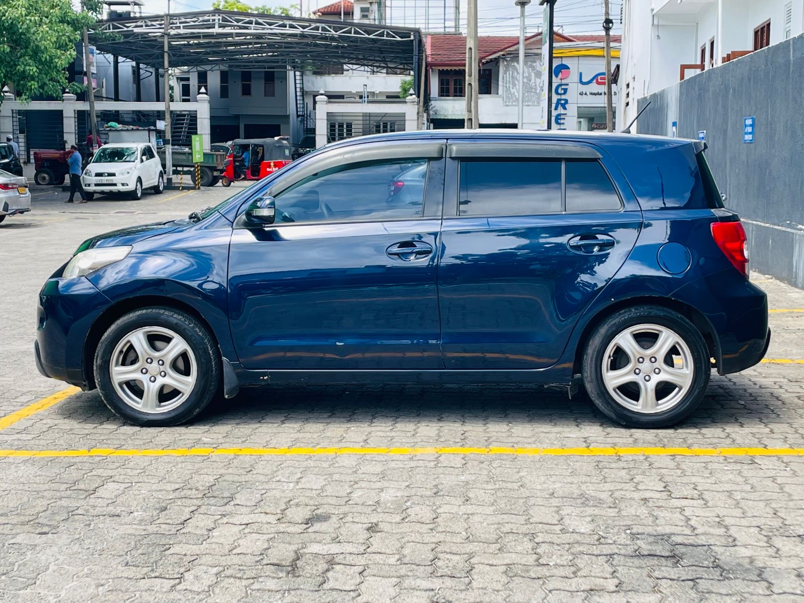 Toyota IST 2007 - பயன்படுத்தப்பட்டது கார் sale in Sri Lanka - patpat.lk