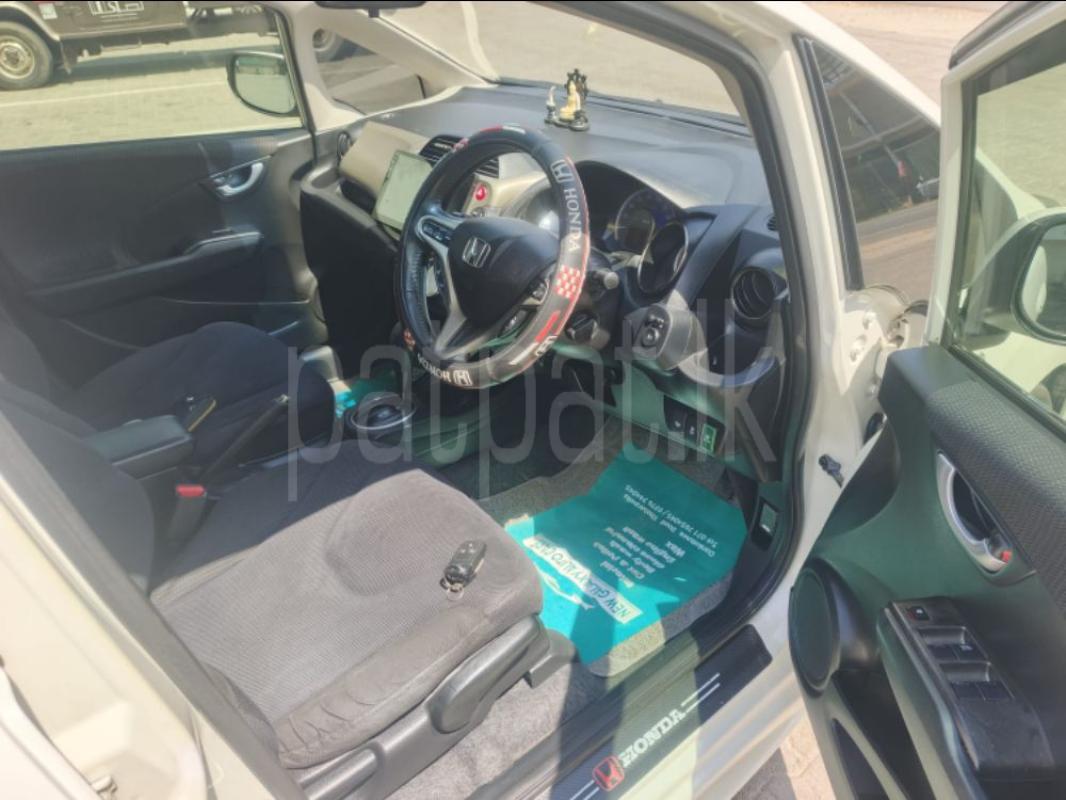 Advertisement image 6