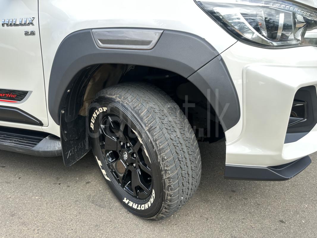 Advertisement image 11