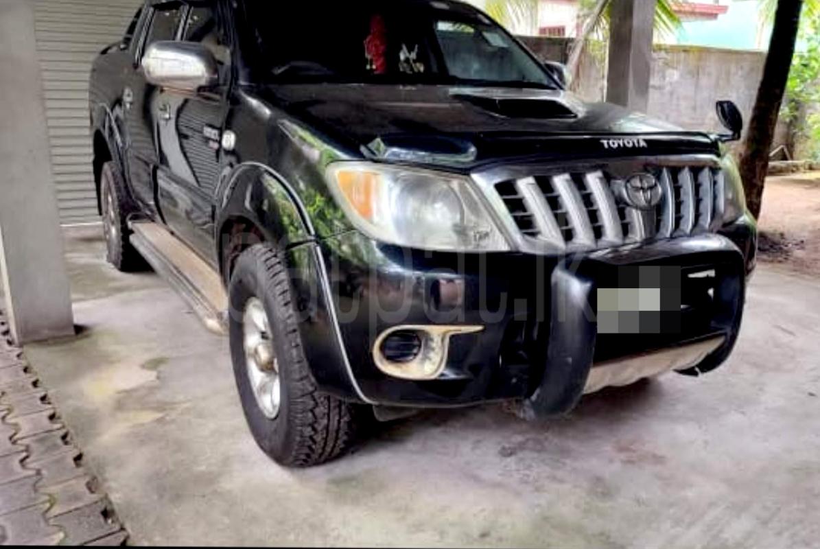 Toyota Hilux 2012 - பயன்படுத்தப்பட்டது சரக்கு போக்குவரத்து sale in Sri Lanka - patpat.lk