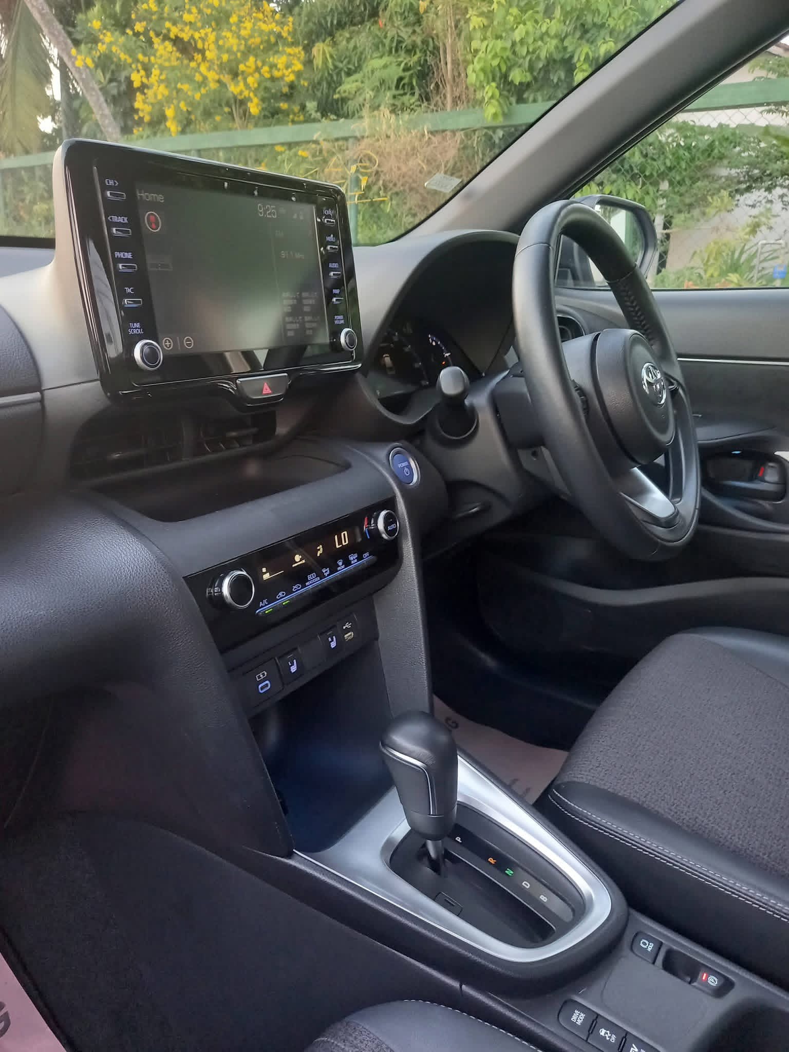 Toyota Yaris Cross 2023 - Brand New SUV sale in Sri Lanka - patpat.lk