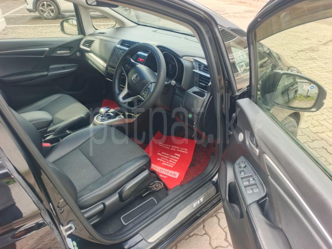 Honda Fit 2014 - பயன்படுத்தப்பட்டது கார் sale in Sri Lanka - patpat.lk