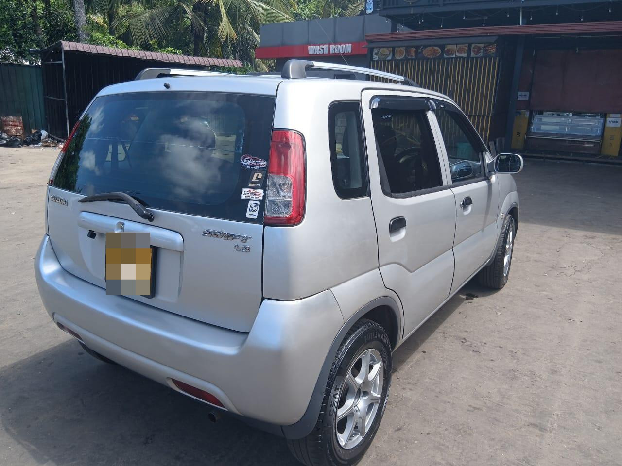 Suzuki Swift 2003 - பயன்படுத்தப்பட்டது கார் sale in Sri Lanka - patpat.lk