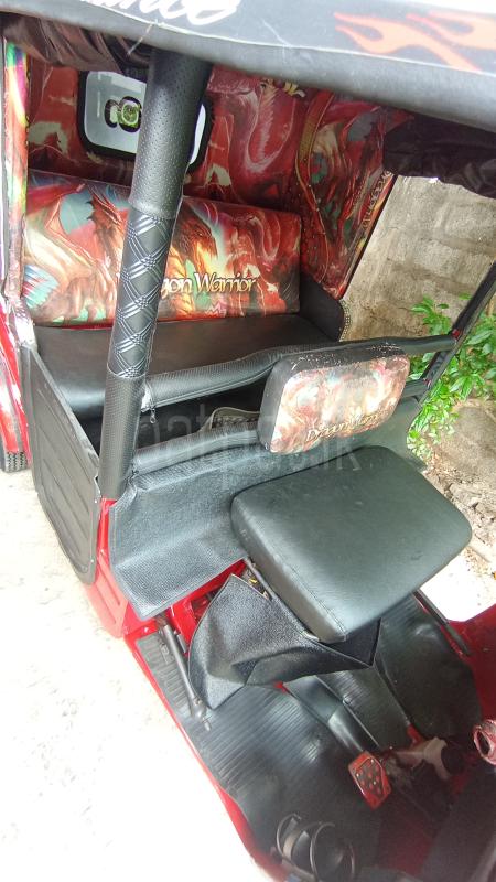 Bajaj Three Wheel 2012 - Used Three wheeler sale in Sri Lanka - patpat.lk