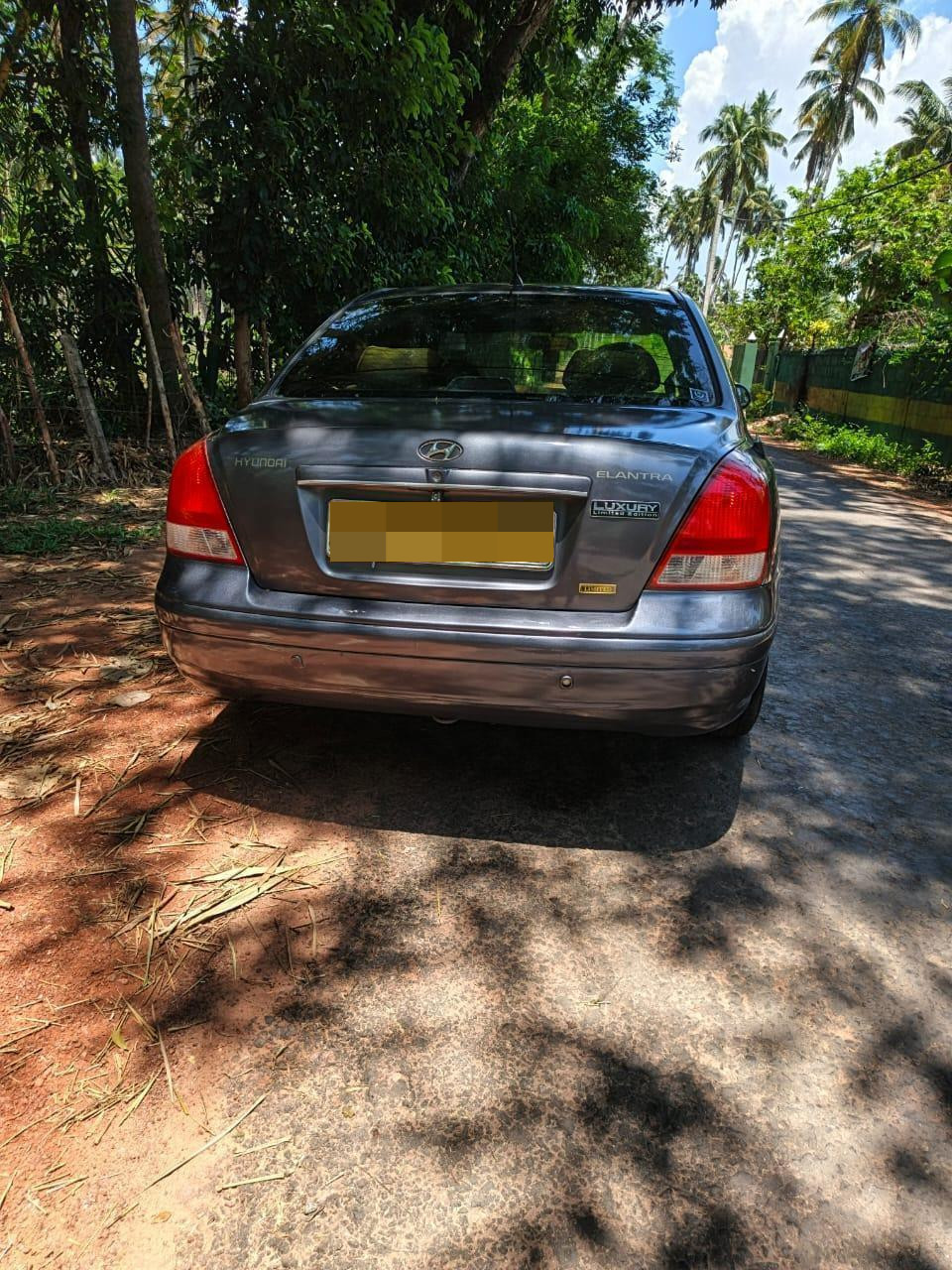 Hyundai Elantra 2002 - Used Car sale in Sri Lanka - patpat.lk