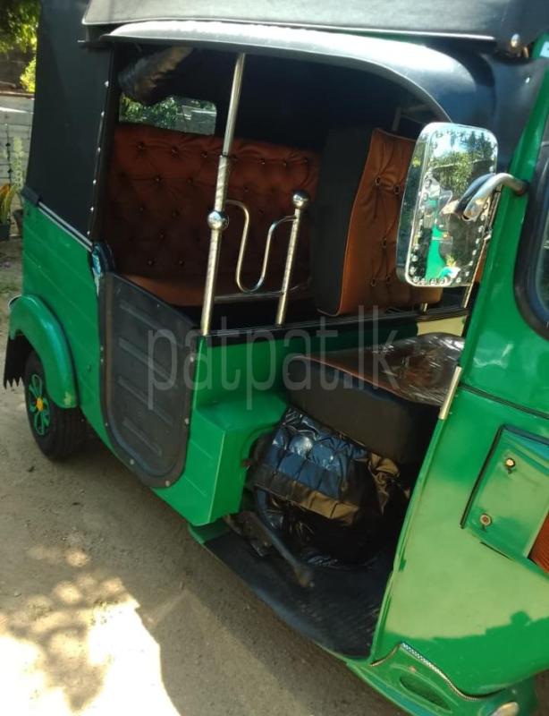 Bajaj 4 stroke 2011 - Used Three wheeler sale in Sri Lanka - patpat.lk