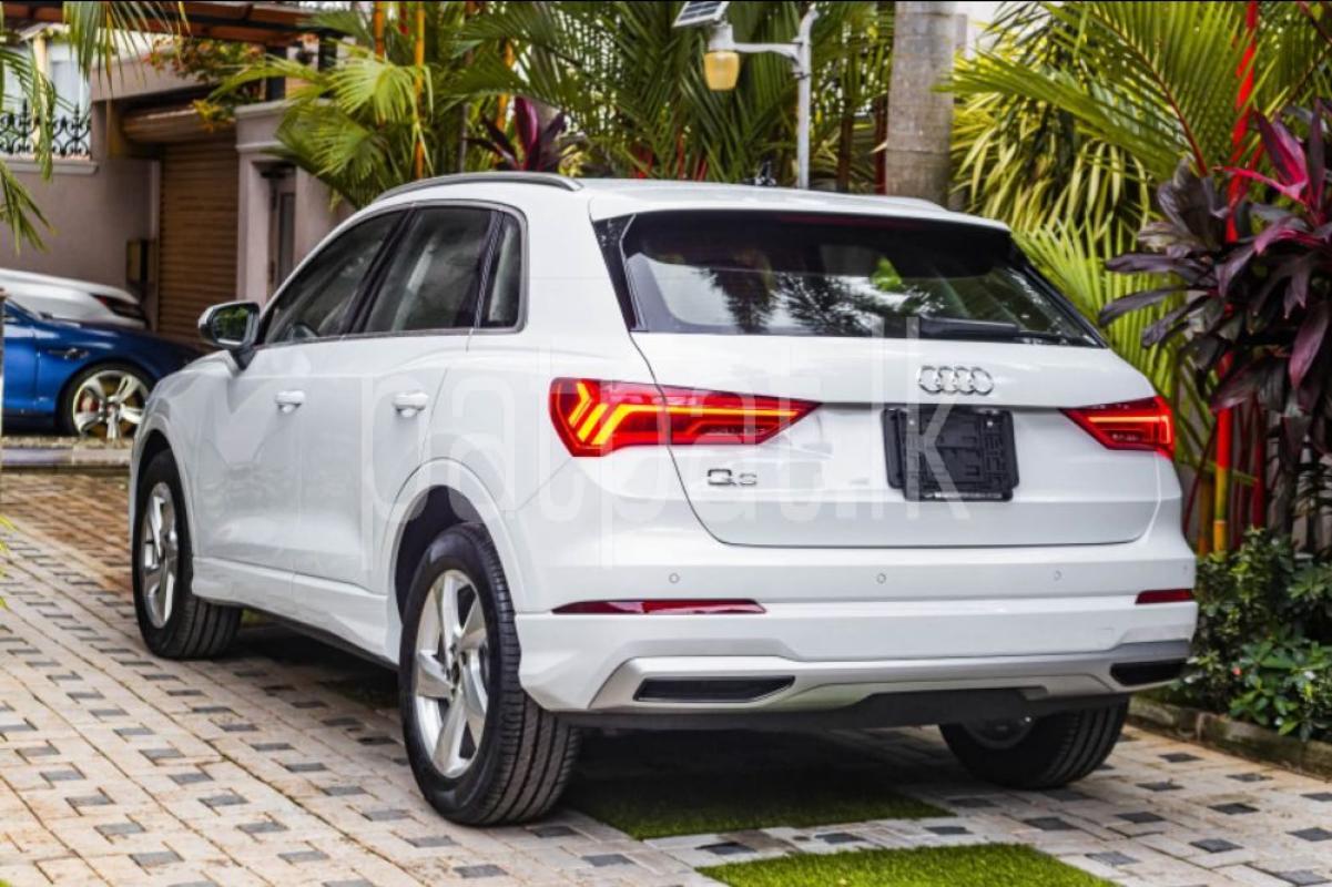 Advertisement image 3