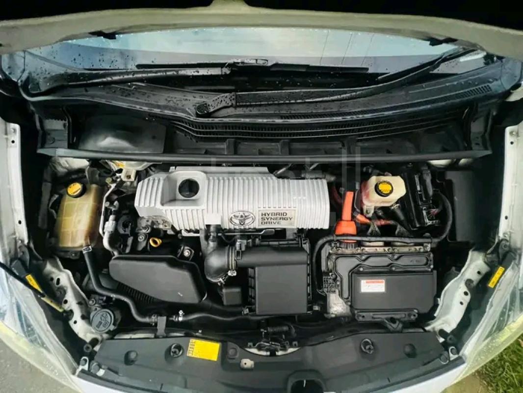 Toyota PRIUS G GRADE 2014 - Used Car sale in Sri Lanka - patpat.lk