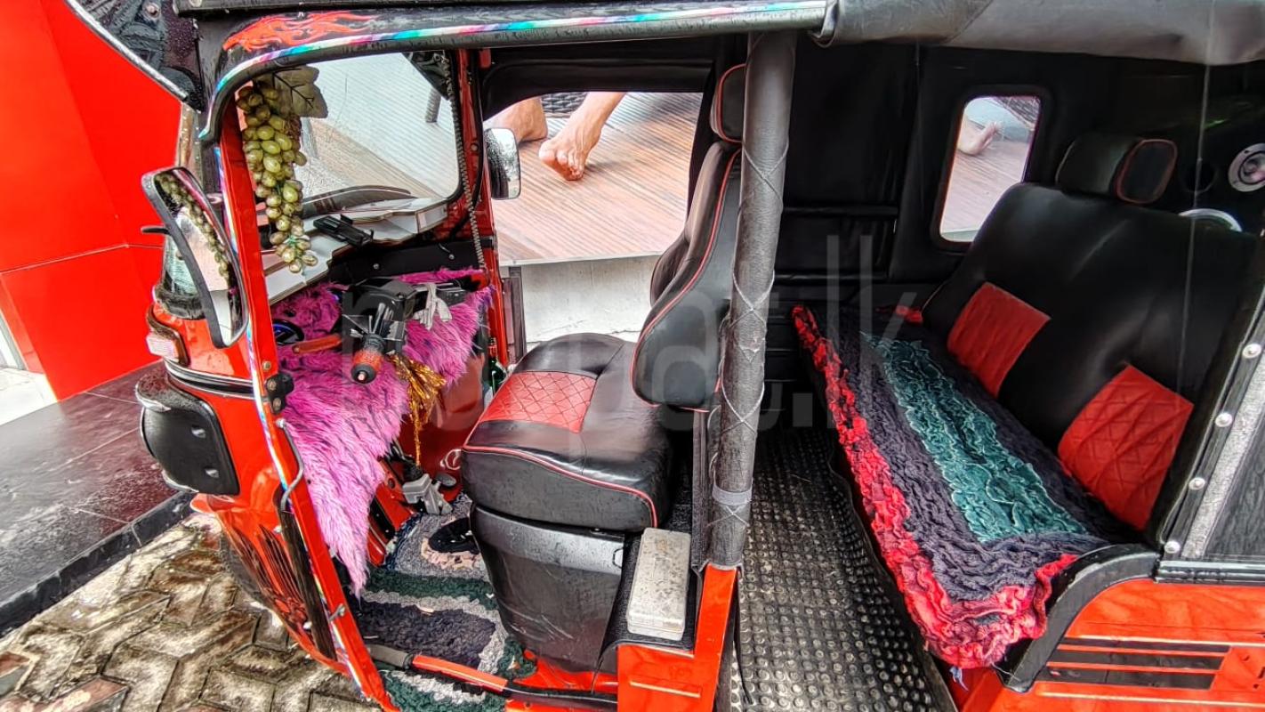 Bajaj Three Wheel 2021 - பயன்படுத்தப்பட்டது முச்சக்கர வண்டி sale in Sri Lanka - patpat.lk