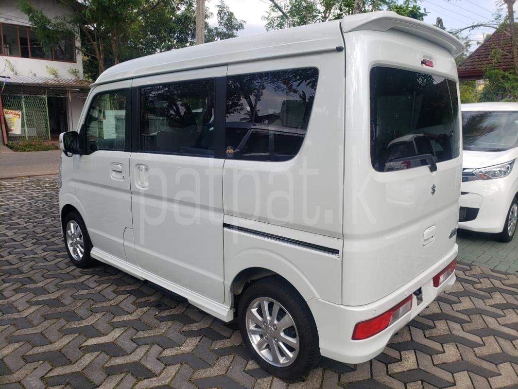 Advertisement image 6