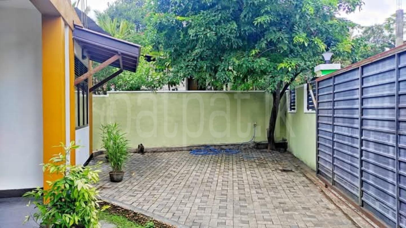 premium-listing-image