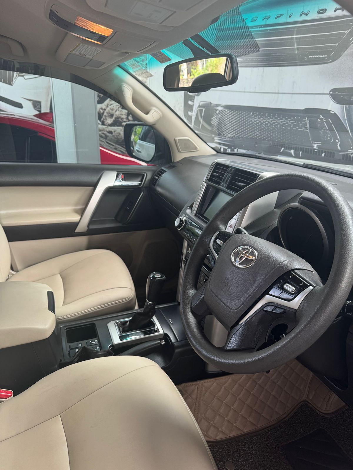 Toyota Land Cruiser Prado 2013 - Used SUV sale in Sri Lanka - patpat.lk