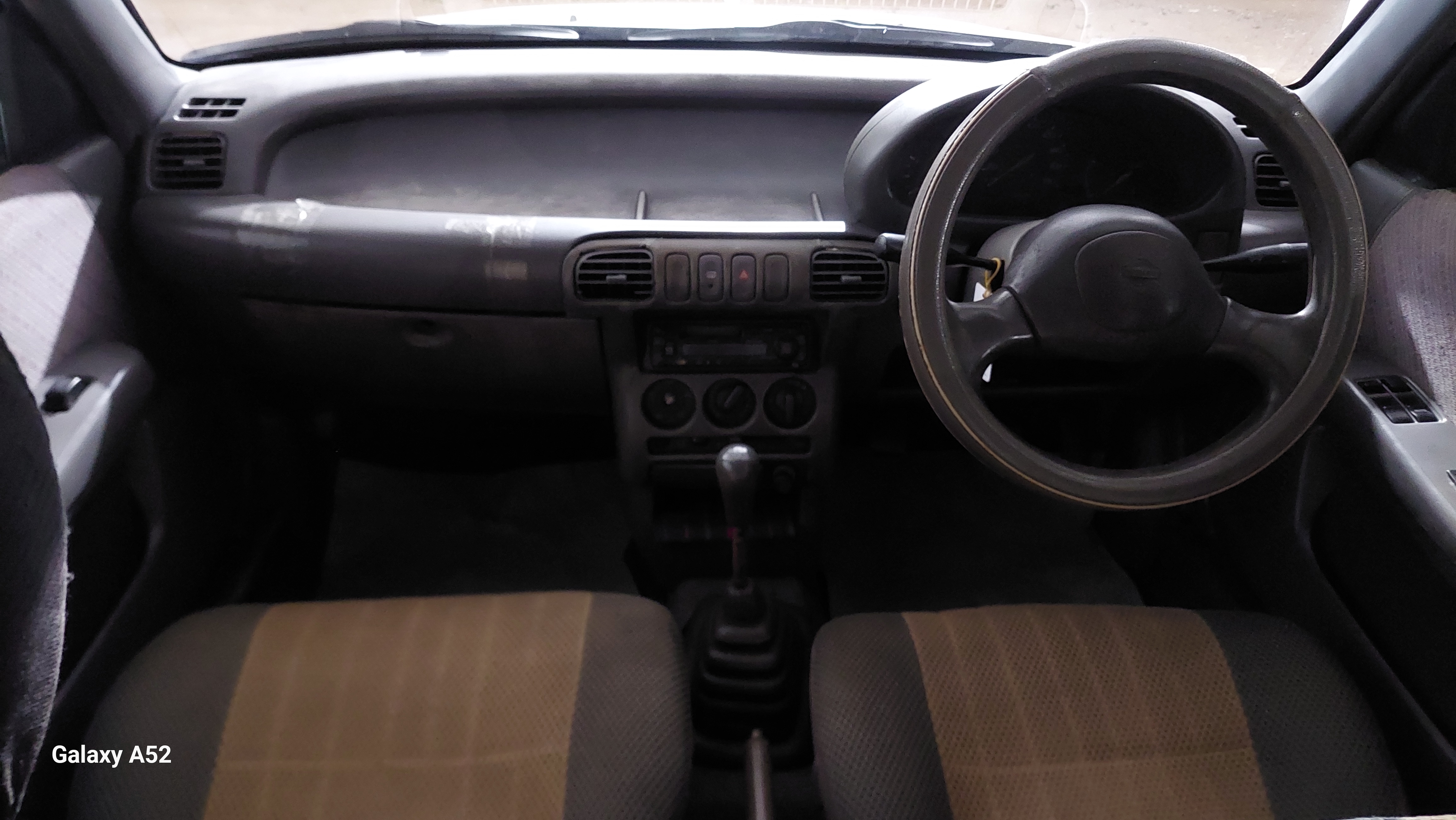 Nissan March 1994 - Used Car sale in Sri Lanka - patpat.lk