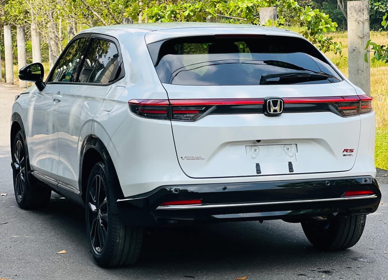 Honda Vezel 2025 - අලුත් SUV රථය sale in Sri Lanka - patpat.lk