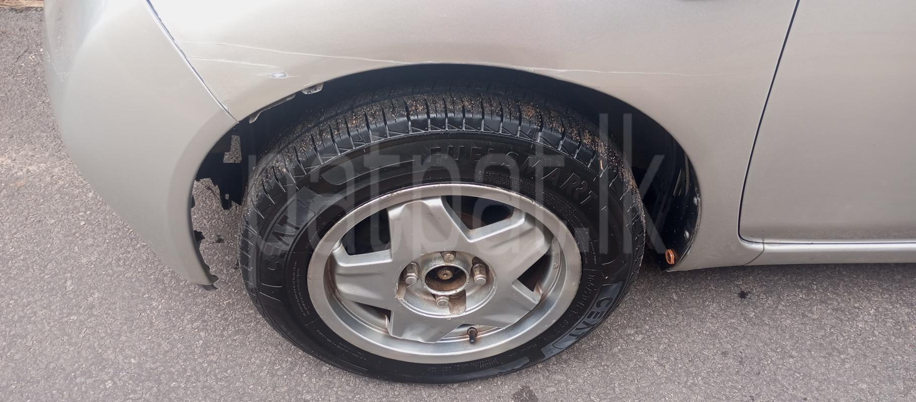 Nissan March 2000 - භාවිතා කරන ලද කාර් sale in Sri Lanka - patpat.lk