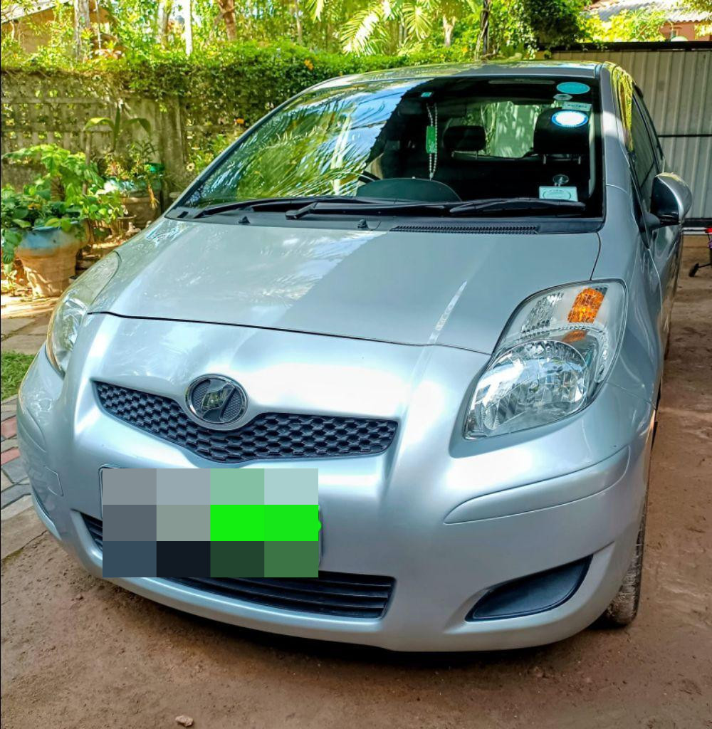 Toyota Vitz 2007 ads-image-1