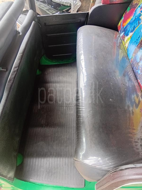 Bajaj Three Wheel 2012 - பயன்படுத்தப்பட்டது முச்சக்கர வண்டி sale in Sri Lanka - patpat.lk