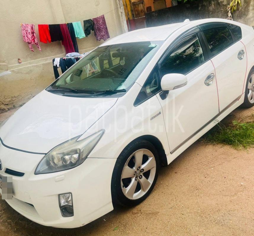 Toyota Prius 2009 - பயன்படுத்தப்பட்டது கார் sale in Sri Lanka - patpat.lk