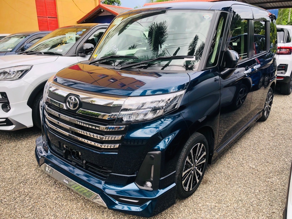 Toyota Roomy 2023 - නැවත සකස් කල වෑන් රථය sale in Sri Lanka - patpat.lk