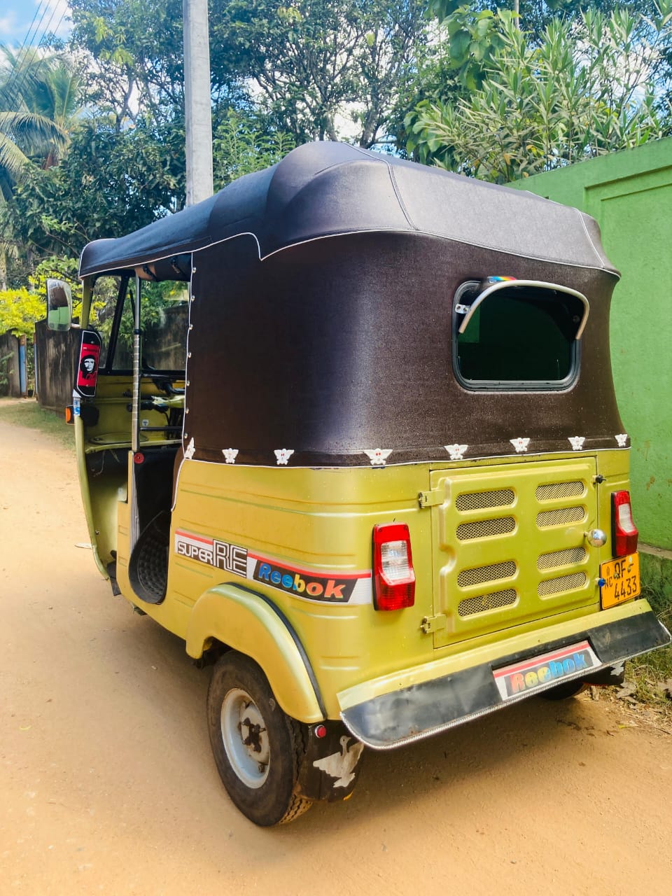 Bajaj 2 stroke 2006 - பயன்படுத்தப்பட்டது முச்சக்கர வண்டி sale in Sri Lanka - patpat.lk