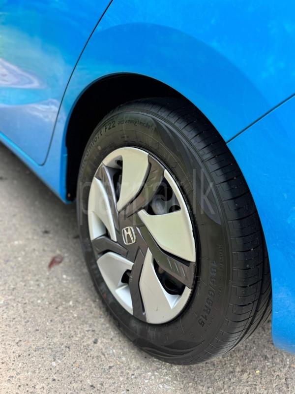 Advertisement image 6