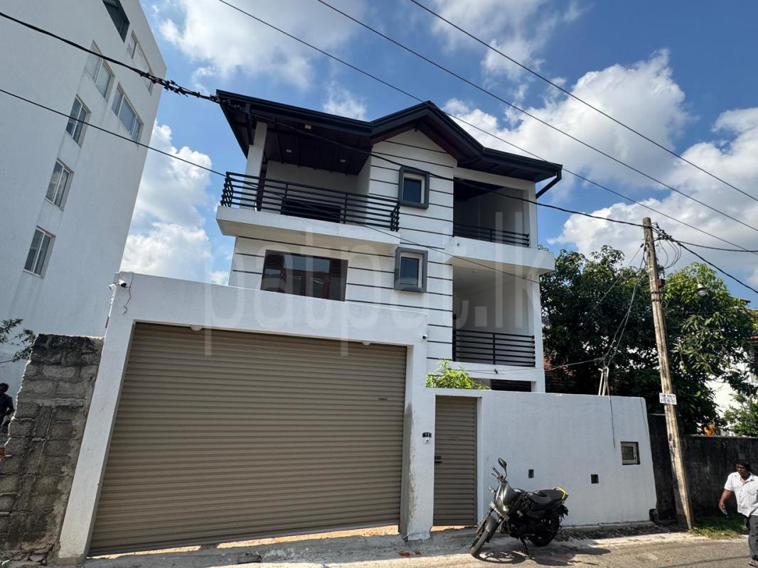 Advertisement image 5