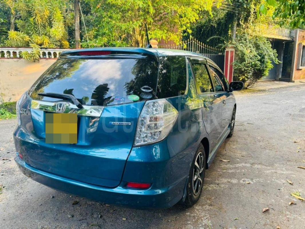 Advertisement image 3