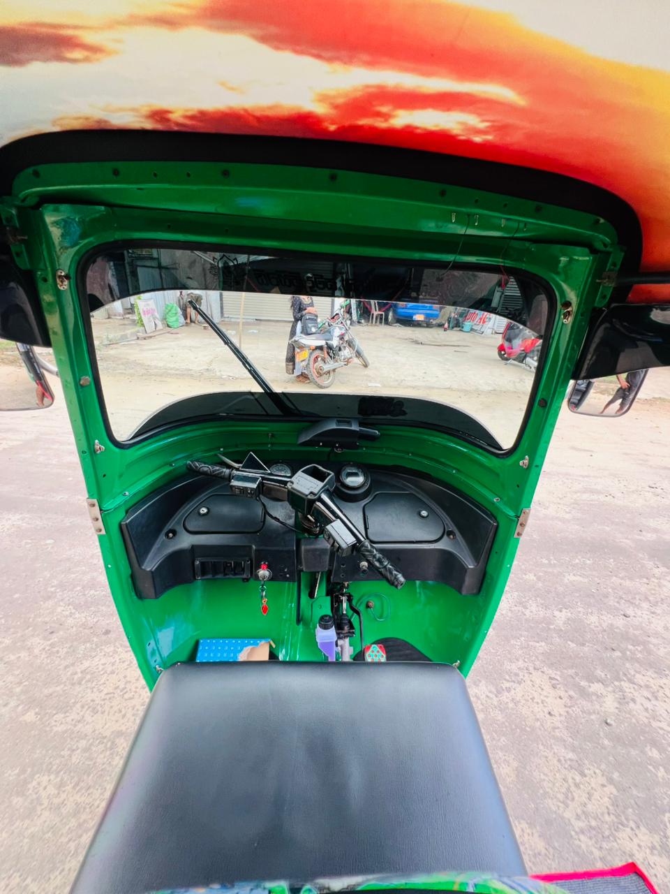 Bajaj Three Wheel 2010 - Used Three wheeler sale in Sri Lanka - patpat.lk