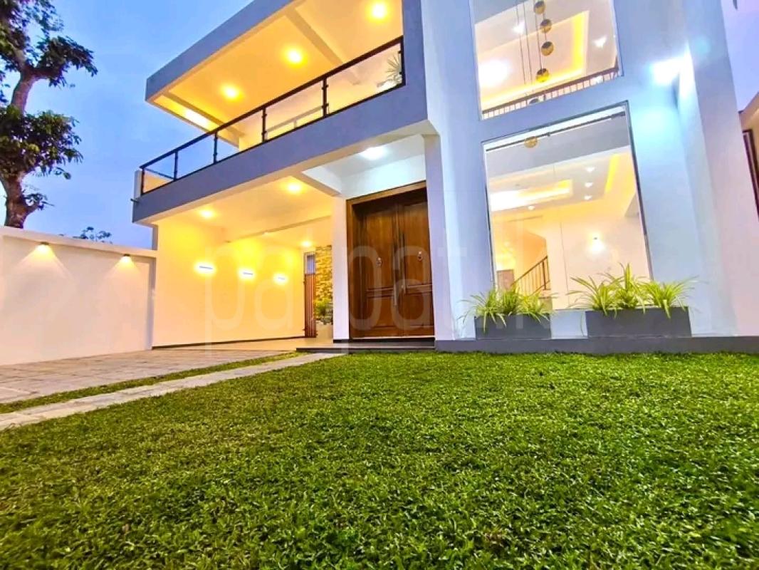 Advertisement image 5