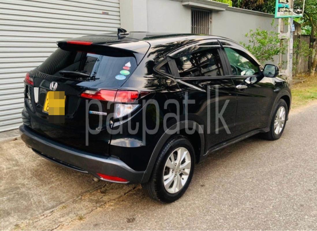 Advertisement image 3