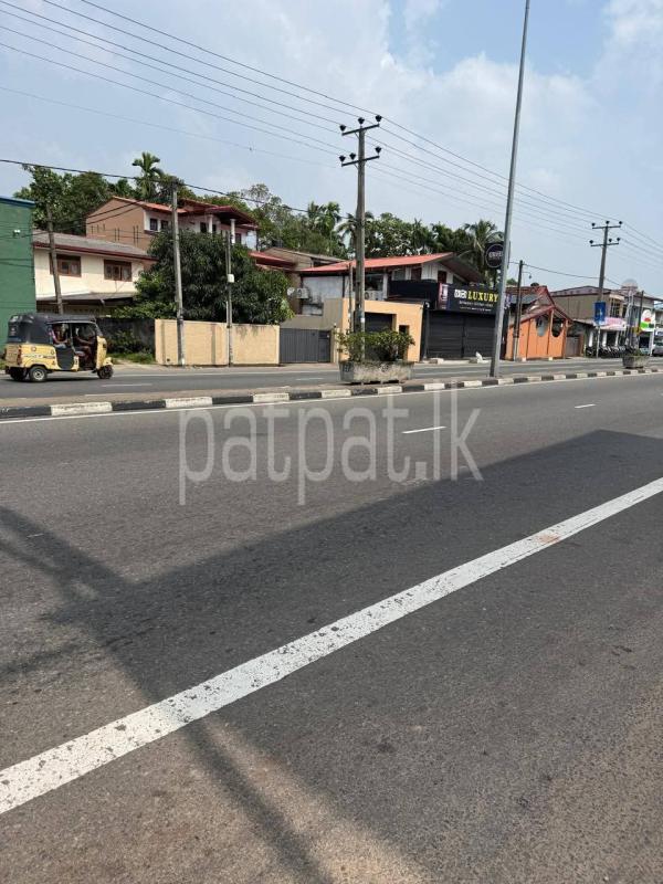 Commercial Land for Sale in Boralesgamuwa
