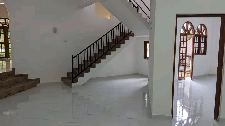 House for Sale in Veyangoda