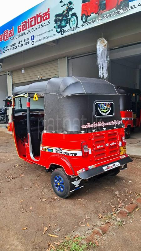Bajaj 4 stroke 2012 - භාවිතා කරන ලද ත්‍රිරෝද රථය sale in Sri Lanka - patpat.lk