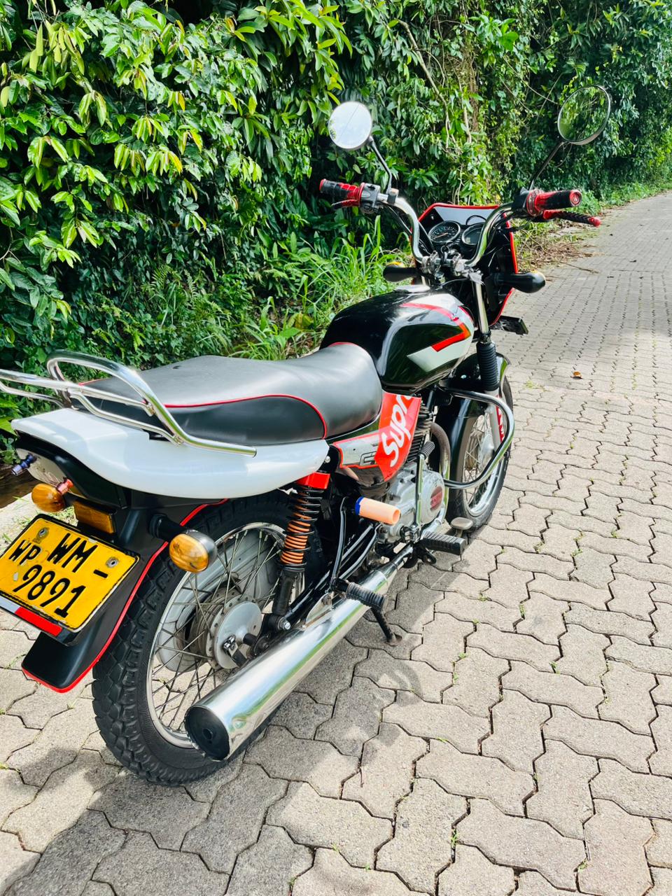 Bajaj CT100 2011 - பயன்படுத்தப்பட்டது பைக் sale in Sri Lanka - patpat.lk