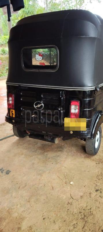 Bajaj 4 stroke 2011 - භාවිතා කරන ලද ත්‍රිරෝද රථය sale in Sri Lanka - patpat.lk