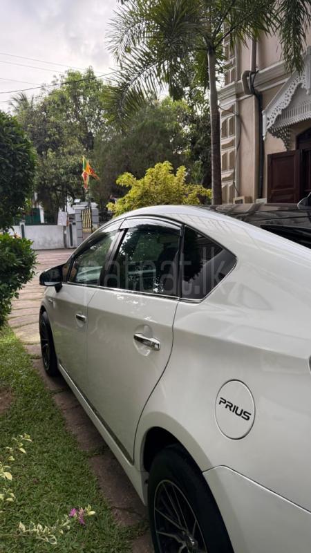Toyota Prius 2012 - Used Car sale in Sri Lanka - patpat.lk