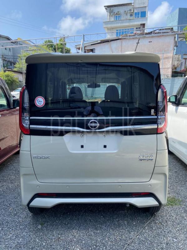 Advertisement image 6