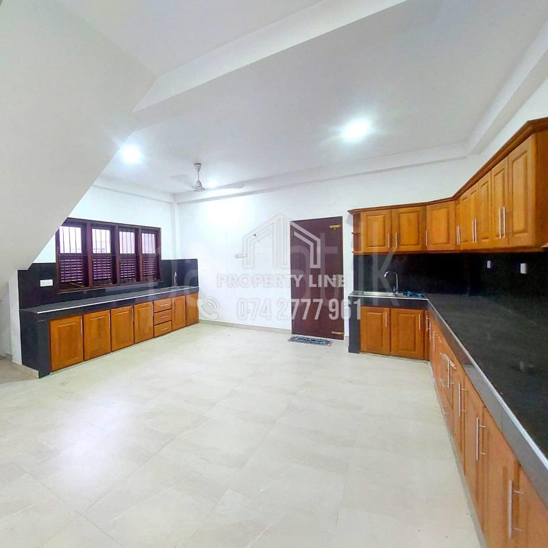 House for Sale in Hapugala