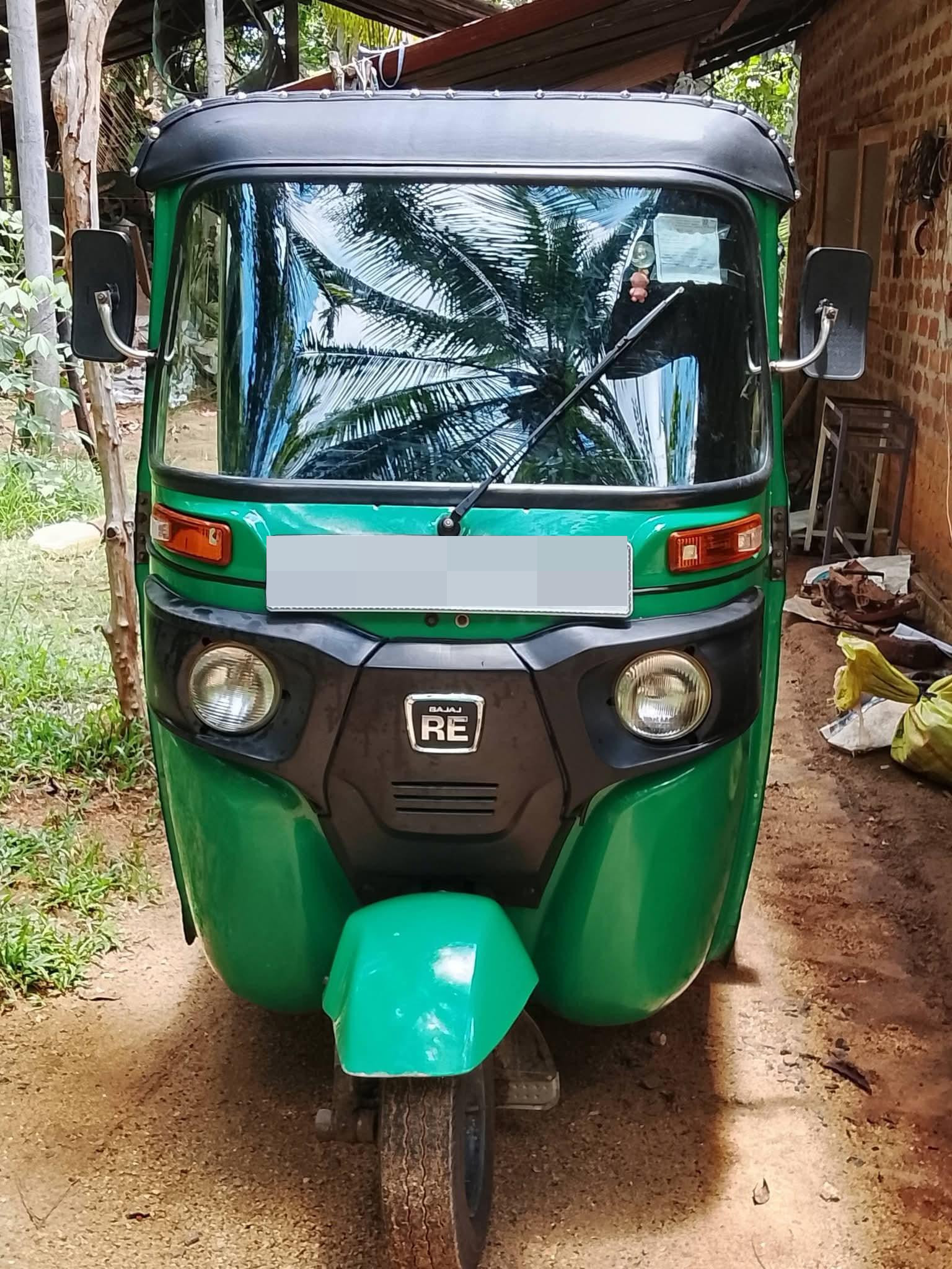 Bajaj Three Wheel 2014 - Used Three wheeler sale in Sri Lanka - patpat.lk